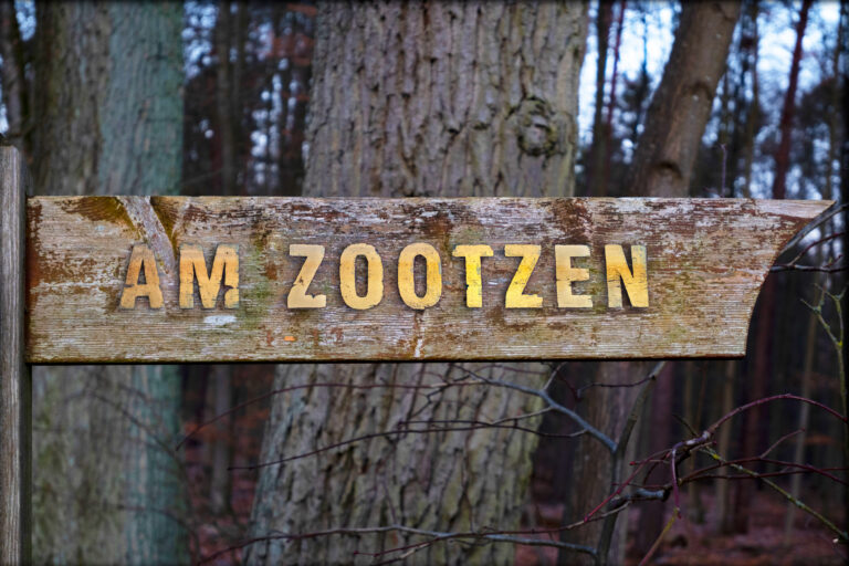 Am Zootzen Schild